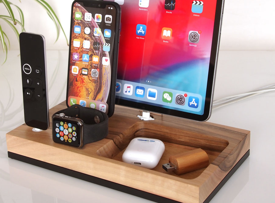 Organizer and charging station