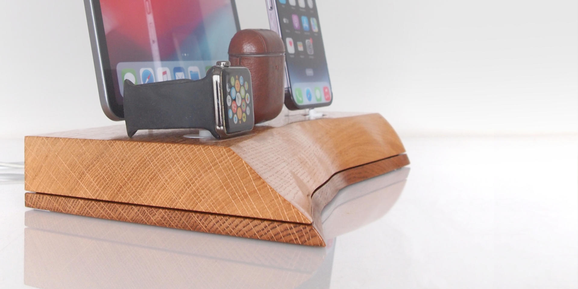 Live edge design - docking station